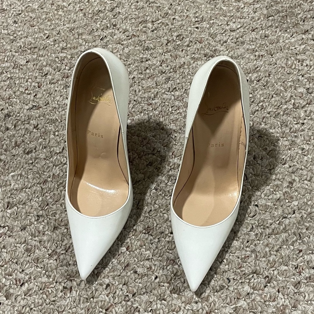 Christian Louboutin So Kate White Heels - Excellent condition, worn a few times